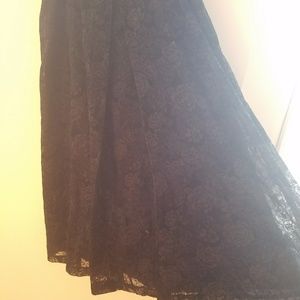 Flowy velvet skirt